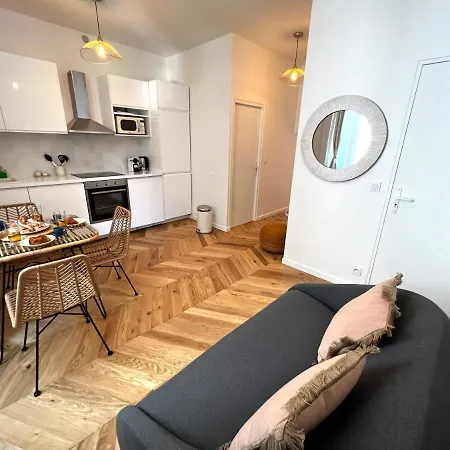 Le Petit Palais Notre Dame - Heart Of - With Ac *