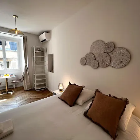 Le Petit Palais Notre Dame - Heart Of - With Ac Apartamento