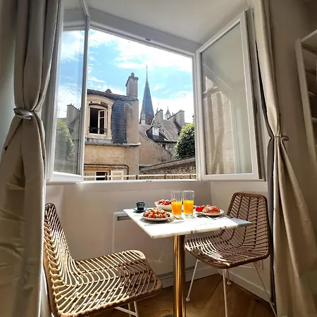 Le Petit Palais Notre Dame - Heart Of - With Ac *