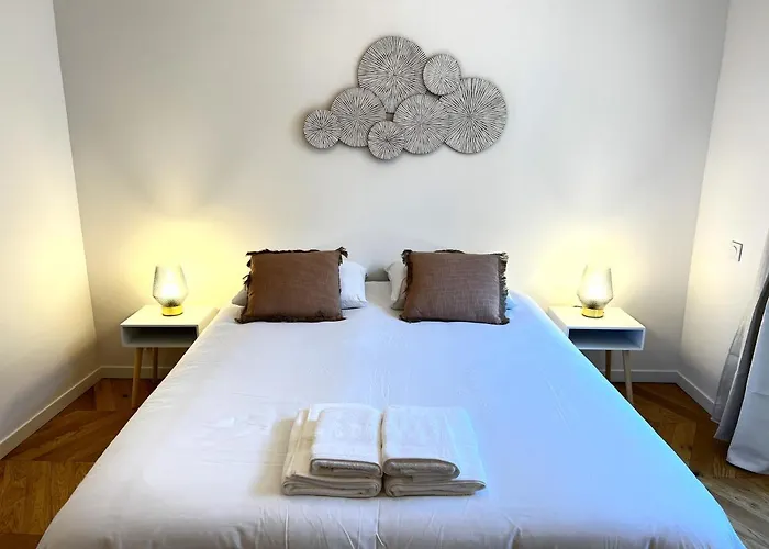 Le Petit Palais Notre Dame - Heart Of - With Ac * Dijon