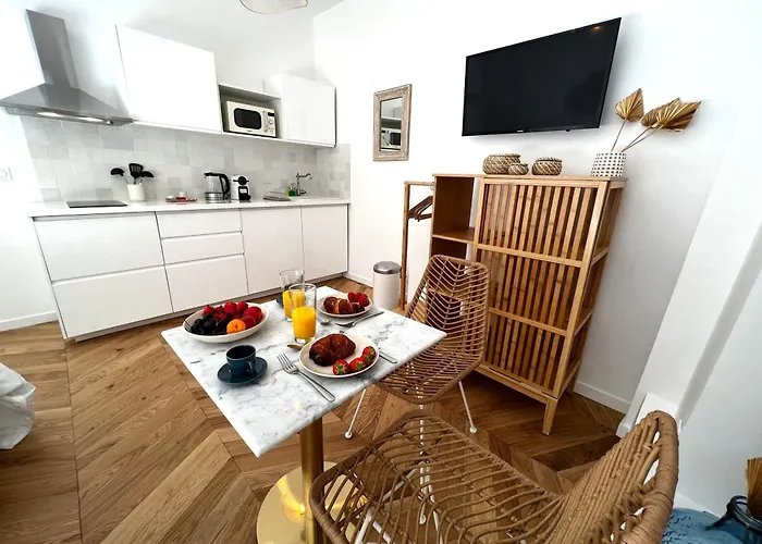 Le Petit Palais Notre Dame - Heart Of - With Ac ディジョン